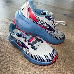 Brooks Women's Caldera 6, Size 8